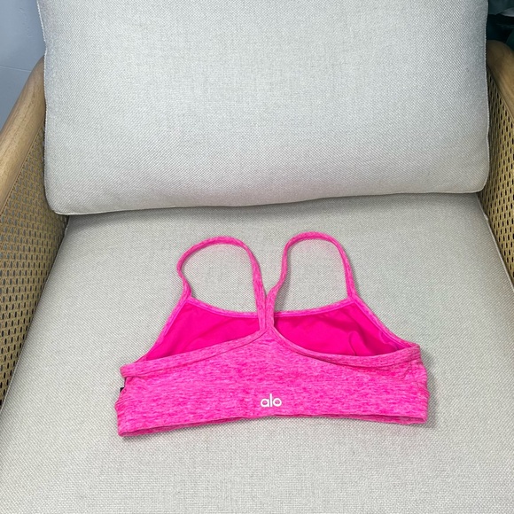 Alo Yoga Alosoft Gratitude Bra - Picture 2 of 4